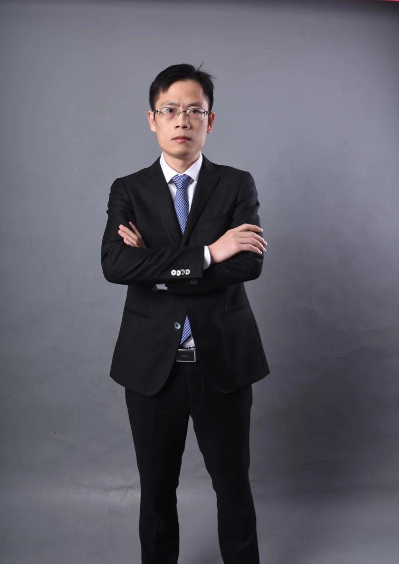 张涓菁UI/UX设计总监